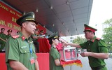 Xem lực lượng công an thi điều lệnh, sử dụng võ thuật chiến đấu